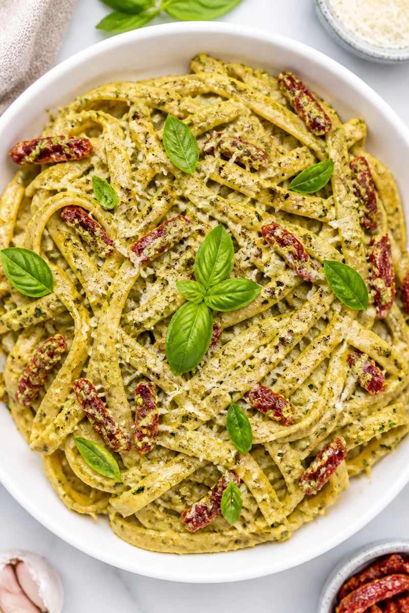 Creamy Basil And Sun Dried Tomato Pesto Pasta